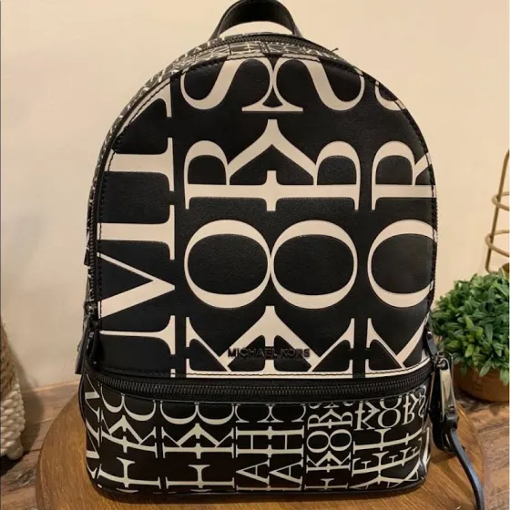 https://posh.mk/JPs7uqXnUHb